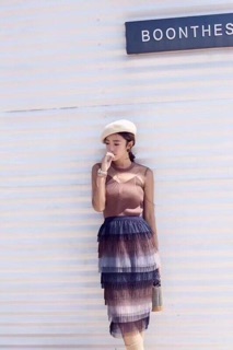 Chân váy lưới nhiều tầng