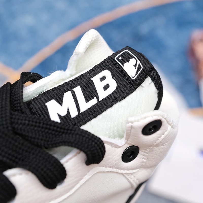 GIÀY ML.B CHUNKY LINER HIGH BLACK WHITE LAI AU
