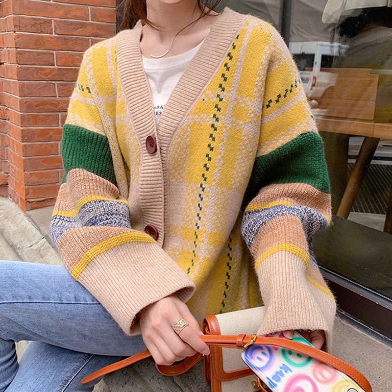 Áo khoác cardigan IELGY dệt kim dáng rộng phối màu phong cách Hàn Quốc cho nữ