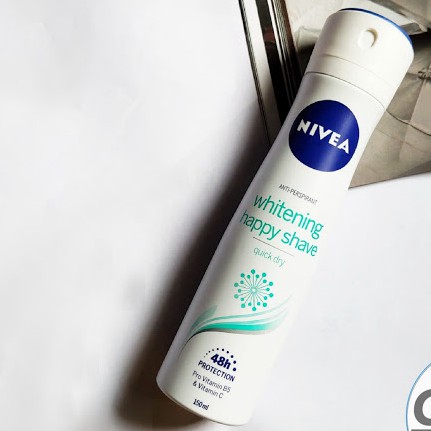 XỊT NGĂN MÙI NIVEA TRẮNG MỊN LÀM DỊU DA 150ML