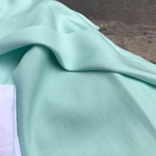 Vải linen ướt màu xanh mint.