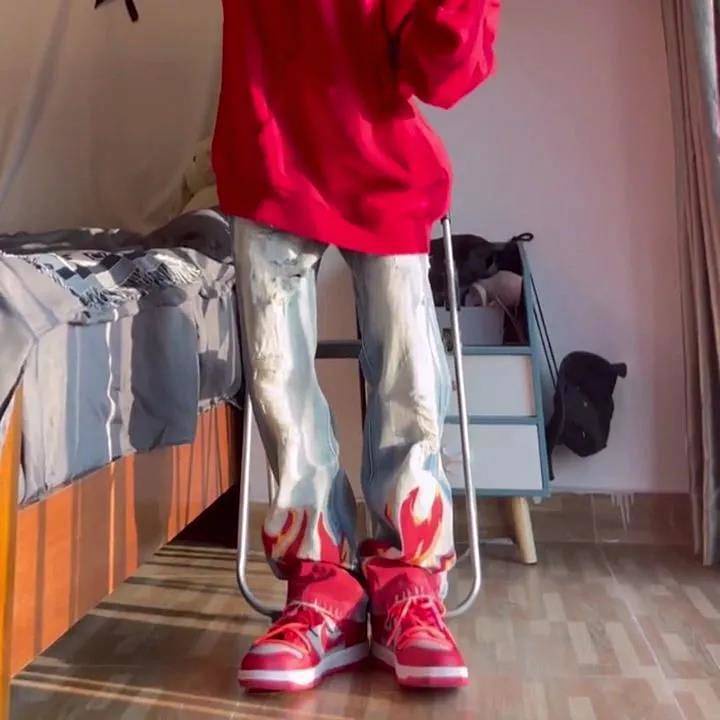 Autumn 2022 New Flame Print Ripped Washed Distressed Oversized Jeans Hip Hop High Street Style Trousers for Men and Women cE5T
