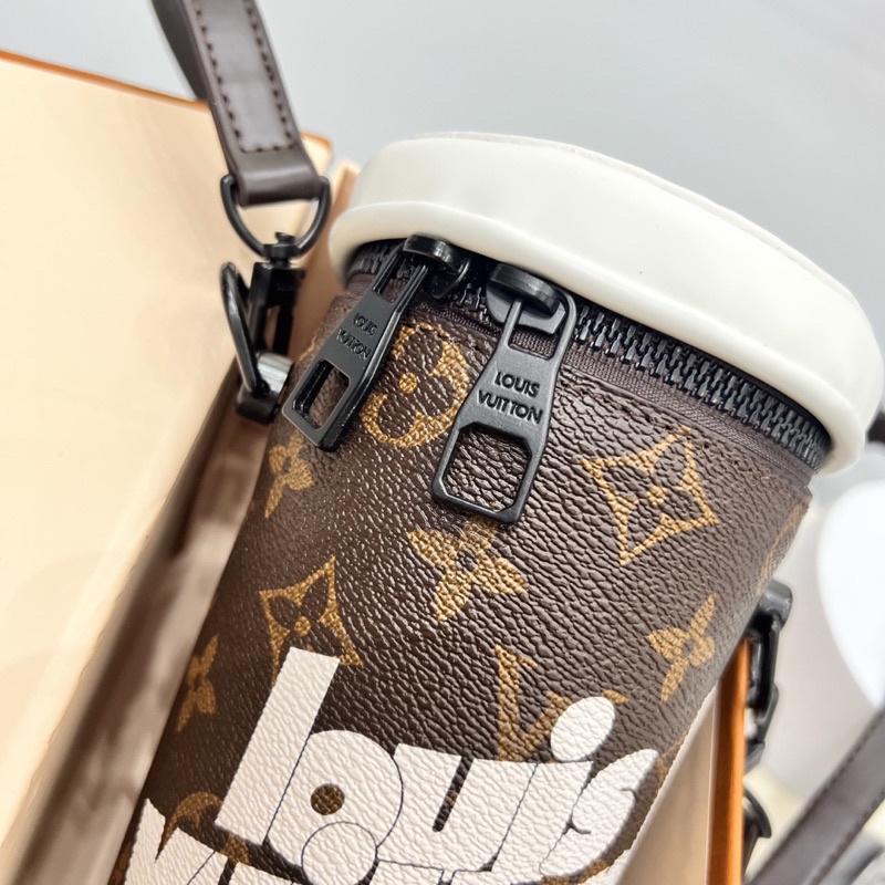 Túi hình Cốc L.V Chất Liệu Da PU đẹp phong cách SPF - Túi Đựng Cốc L.V cao cấp cho nam và nữ