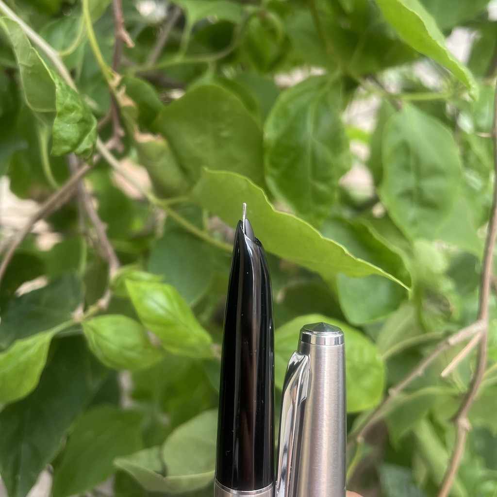 Bút máy Jinhao 911 - ngòi tròn trơn 0.38mm