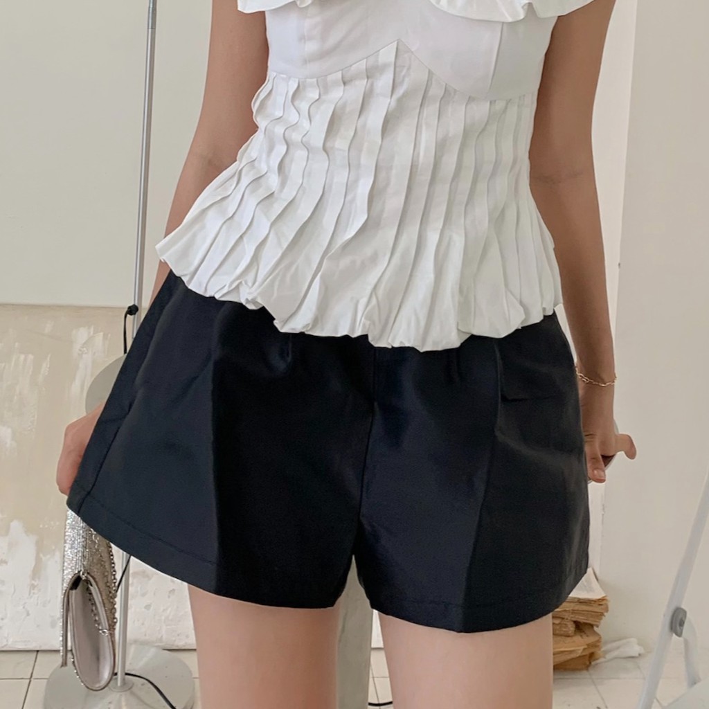 RECHIC Quần Elisa Trendy Short Ống Rộng Có Túi Dễ Phối Dạo Phố Siêu Xinh