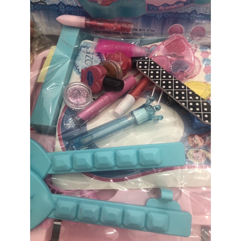 Đồ chơi make up Frozen