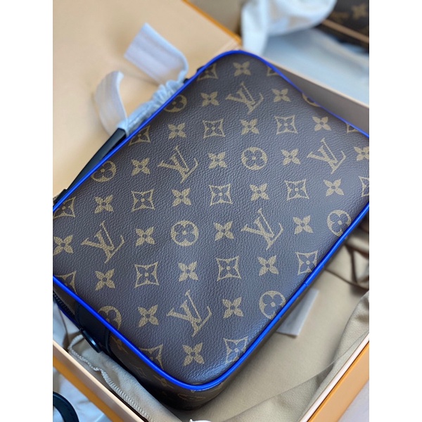 Túi lv đeo chéo nam