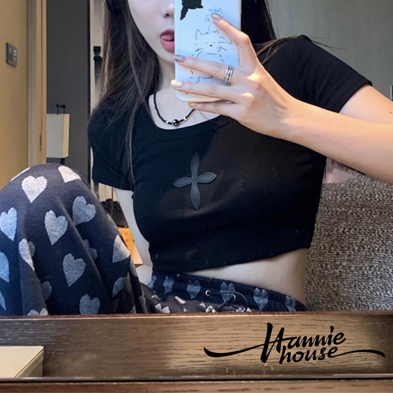 Áo Thun Nữ Ngắn Tay Cổ Khoét Sâu Gợi Cảm