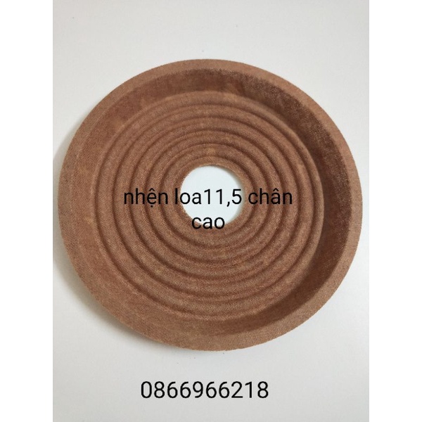 Nhện loa bass đường kính 11,5 cm chân cao.