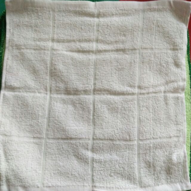 Combo 50c khăn vuông trắng