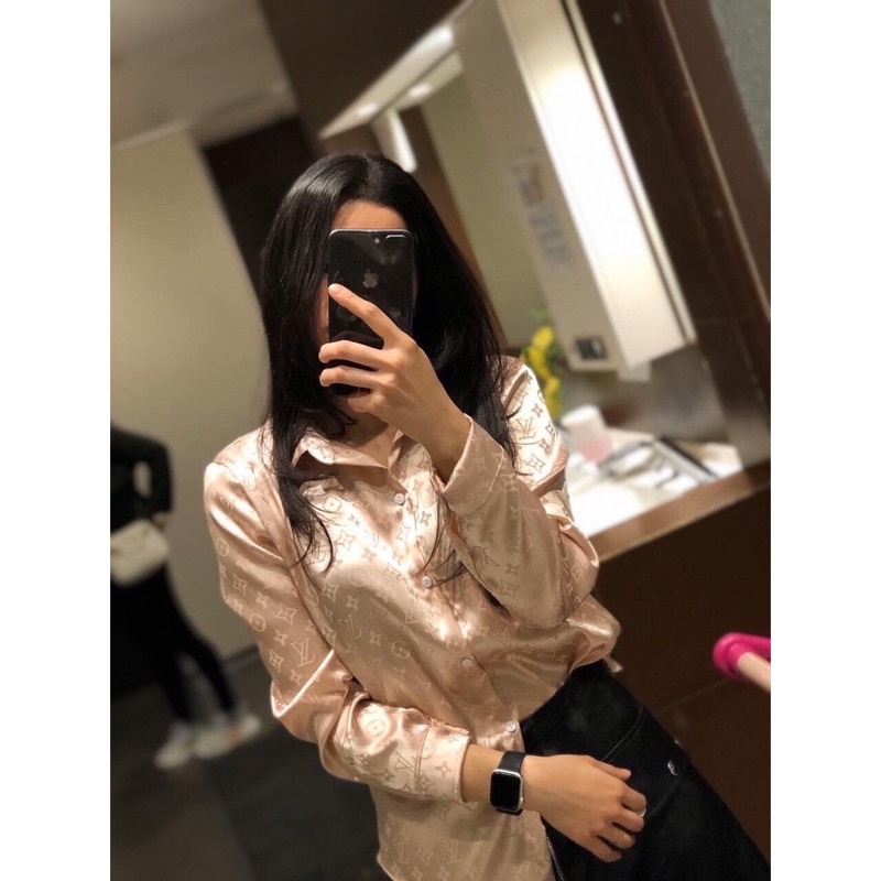 Sơ mi lụa Lv