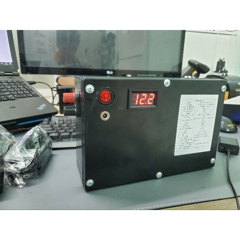 Pin Lithium 12V 15Ah dùng cho đèn P90 1000W, đèn soi nấm