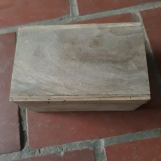 Lồng hộc chứa chim