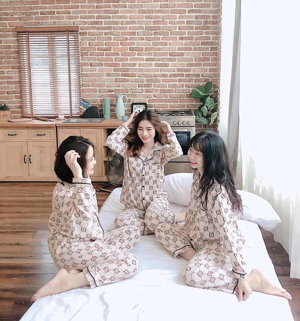 XẢ LỖ  BỘ NGỦ DỄ THƯƠNG MẶC Ở NHÀ