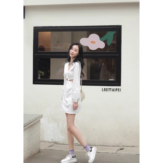 VN681 - VÁY LIEN TRẮNG KHOÉT EO DÀI TAY BỒNG