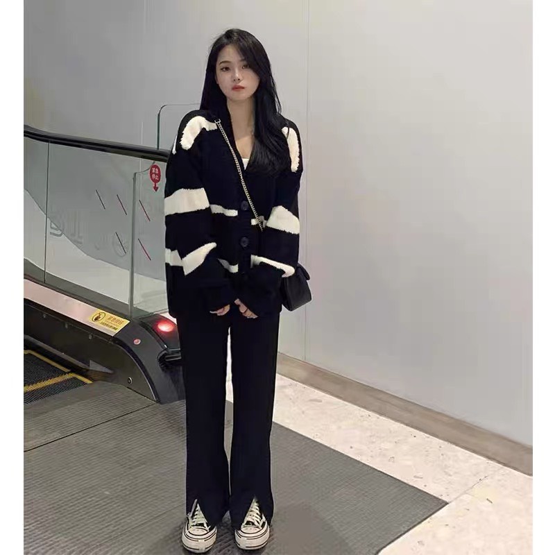 Cardigan Nữ Ulzzang Len GUMAX, Áo Khoác Len Hàn Quốc Phong Cách Trẻ Trung Cá Tính