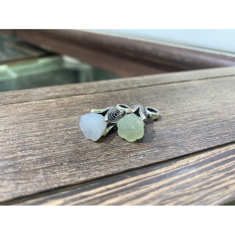 Charm Bạc Đá Hoa sen ngọc hòa điền