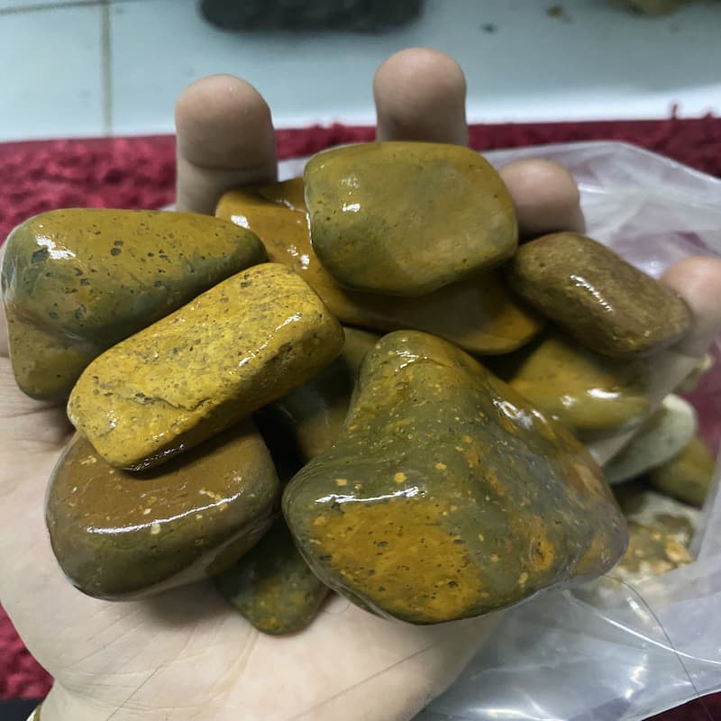 1kg Sỏi Cuội Tự Nhiên Trang Trí Hồ Cá Sân Vườn Hoặc Lọ Hoa