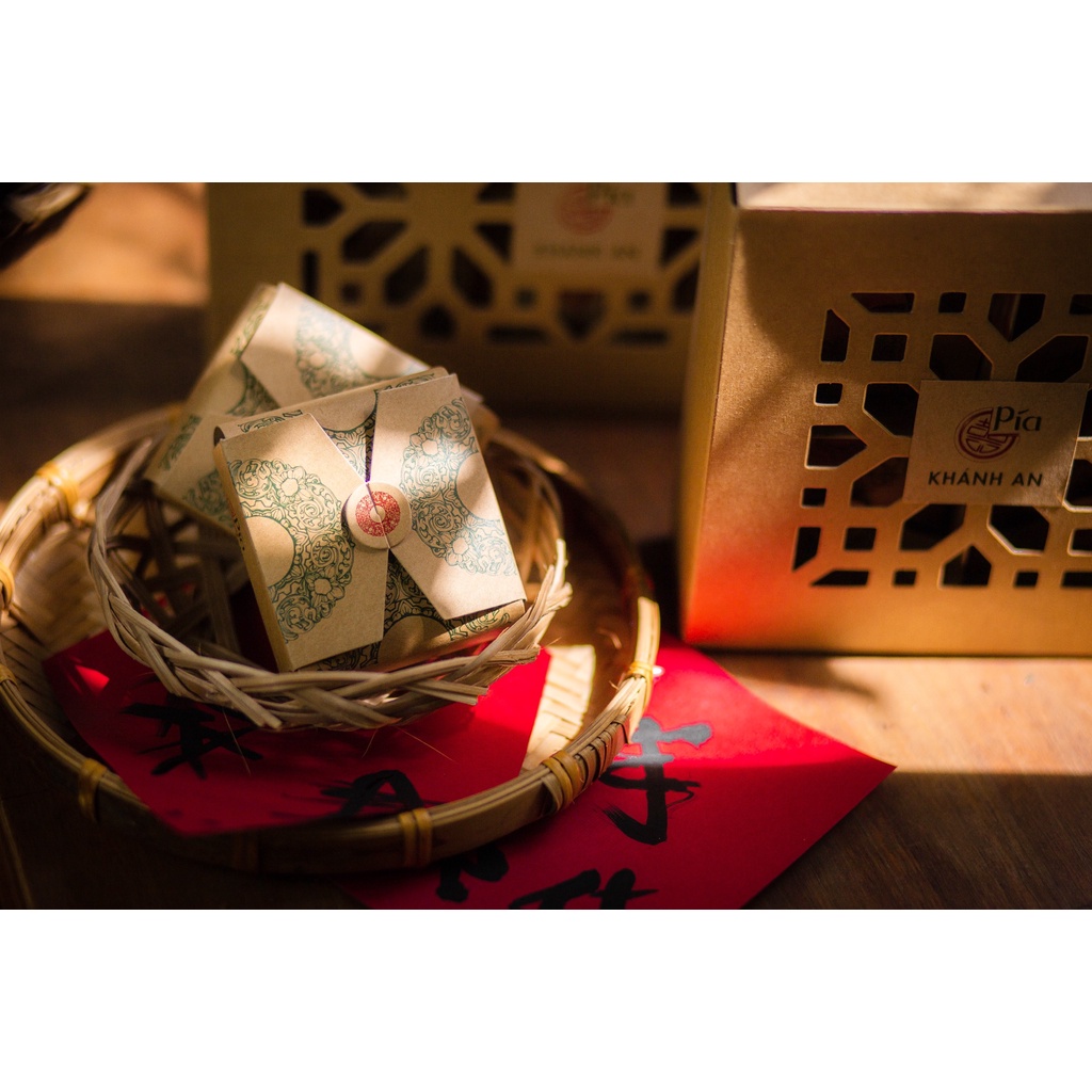 HỘP BÁNH PÍA 4 BÁNH NHÀ DẬU