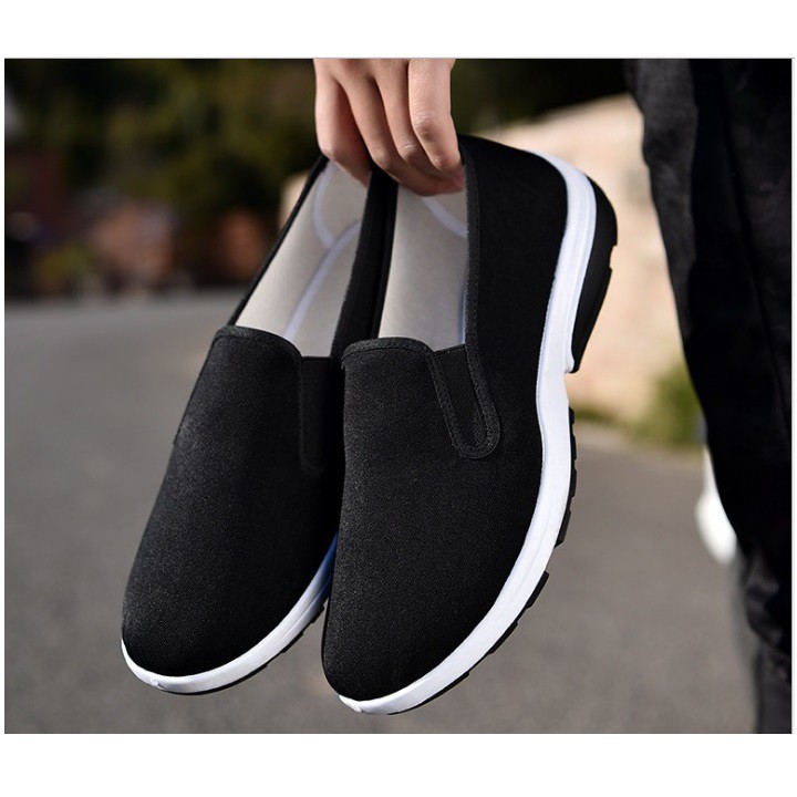 [SIÊU ÊM CHÂN] Giày slip on nam vải trơn SM028 mềm, thoáng mát, đế cao su dẻo đàn hồi tốt, đi nhiều