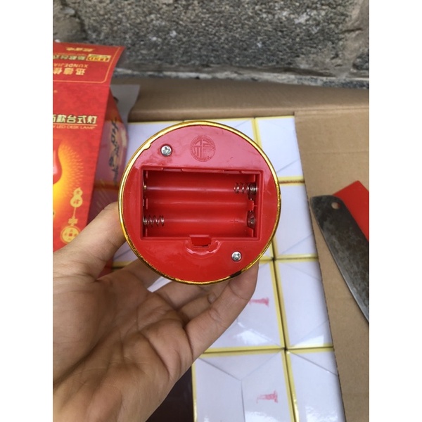 Đèn thờ cúng, trang trí ban thờ gia đình.