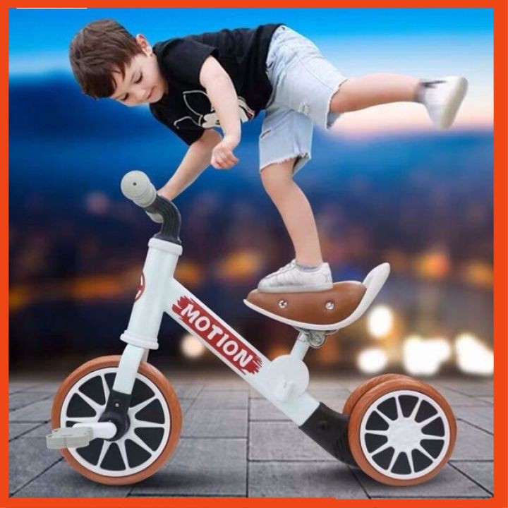 xe thăng bằng trẻ em - xe chòi chân motion - xe vừa làm xe thăng bằng - xe có bàn đạp có thể đạp
