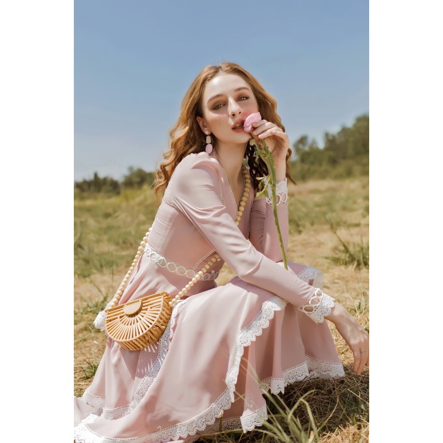 SÒ VINTAGE - LAMIE Đầm xoè nhiều tầng tay dài phối ren | BigBuy360 - bigbuy360.vn