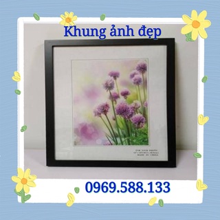 Khung ảnh vuông cỡ 40x40, tặng kèm móc treo tường..