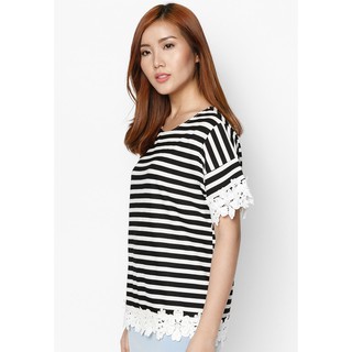 Áo kiểu nữ viền ren - Lovadova B04C006
