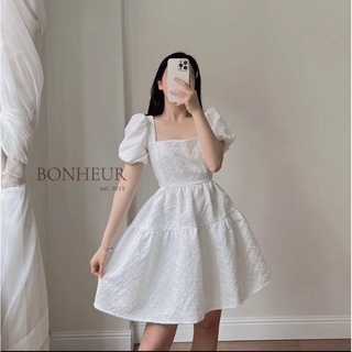 Đầm Nữ Cổ Vuông Hoa Gấm Xốp Tay Bồng Dáng Xòe Buộc Dây Nhỏ 2 Màu