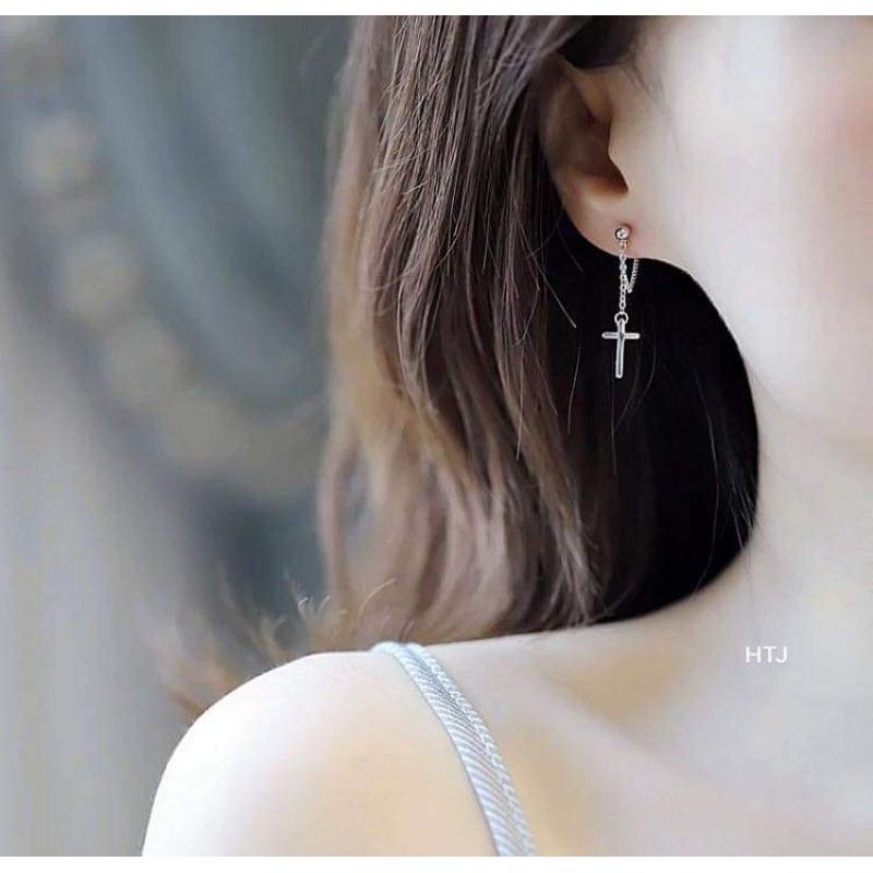 1 CHIẾC NỤ TAI BẠC HÌNH THÁNH GIÁ CHO CẢ NAM VÀ NỮ HOA TAI CÁ TÍNH PHONH CÁCH THỜI TRANG HÀNG CAO CẤP