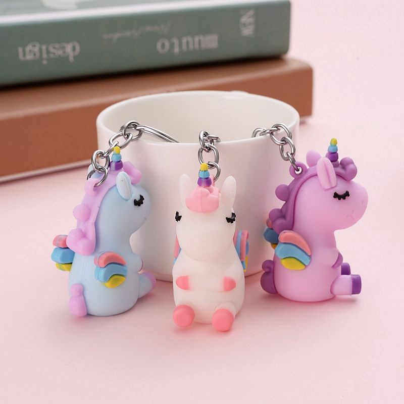 - Móc khóa Kì Lân dễ thương cho người ấy