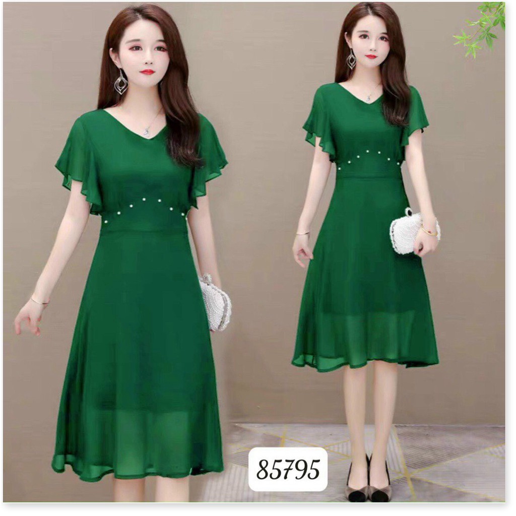 ĐẦM VOAN Y ĐƯỢC THIẾT KẾ HỌA TIẾT TRƠN NHƯNG KHÔNG KÉM PHẦN  SANG TRỌNG,ĐĂC BIỆT ĐƯỢC LÀM BẰNG CHẤT LIỆU VÃI THOÁNG MÁT