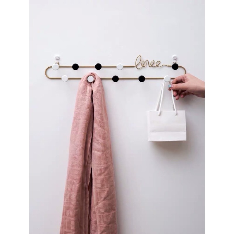 Thanh Móc Treo Đồ Chữ Love Cách Điệu