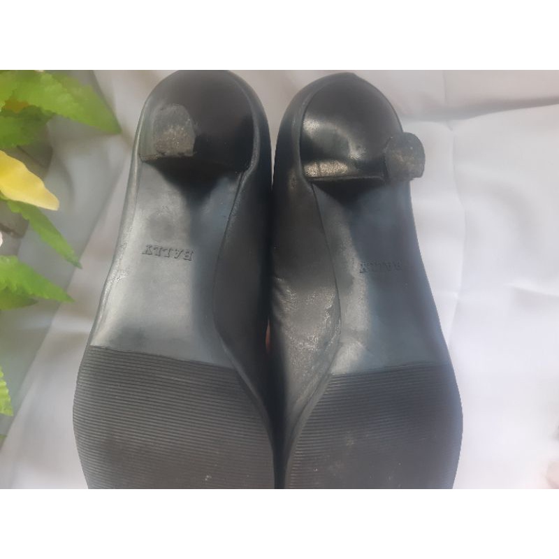 Giày si hiệu xin size 38
