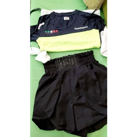 set đồ bơi và mũ chuông