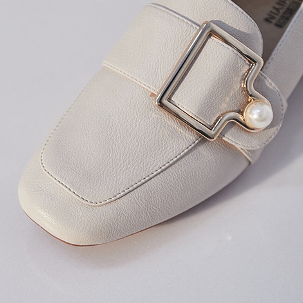 Giày Nữ Dáng Loafer Mũi Vuông Ulzzang Có Khuy Cài Đính Ngọc Gót Vuông 3cm Basic Phong Cách Hàn Quốc - Iclassy_shoes