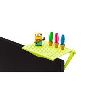 Giá để đồ gắn màn hình desktop