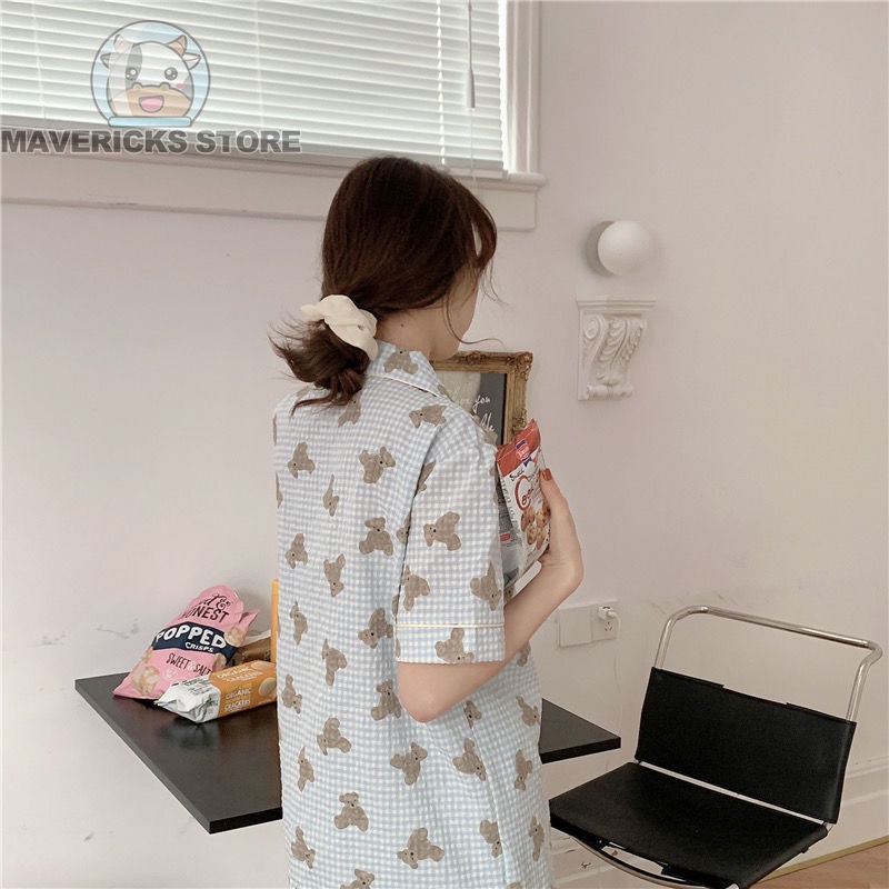 Bộ Đồ Ngủ Áo Tay Ngắn Phối Quần short Họa Tiết Kẻ Sọc Và Gấu Dễ Thương Phong Cách Hàn Quốc Cho Nữ