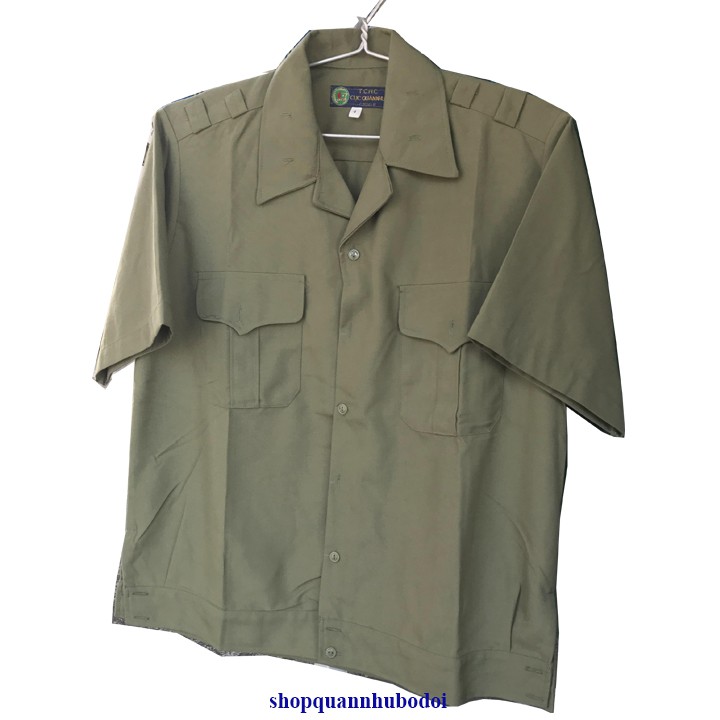 Áo bay nam ngắn tay màu cỏ úa | BigBuy360 - bigbuy360.vn