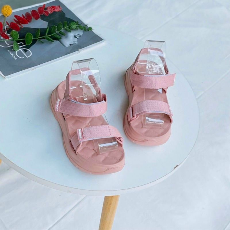 Giày sandal nhựa nữ bánh mì thời trang cao cấp mẫu mới 9608