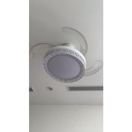 Quạt trần đèn giấu cánh 6 số, động cơ DC tiết kiệm điện, mẫu mã đa dạng