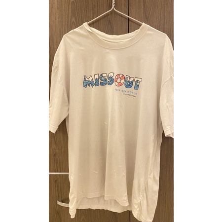 Áo Thun Missout deep sea world cond 9. size M