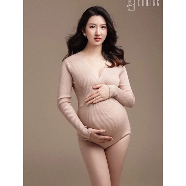 Bodysuit bầu chụp ảnh studio