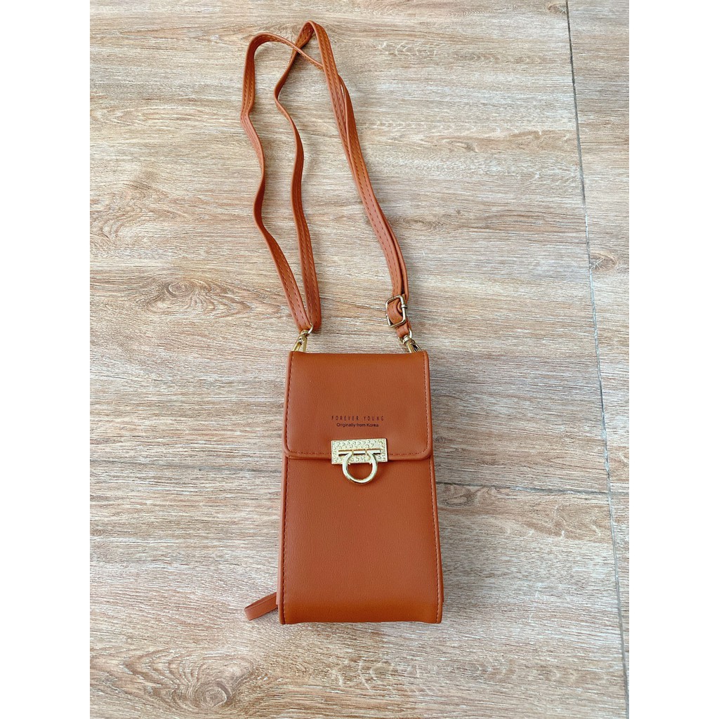 Túi da đeo chéo bỏ điện thoại sang chảnh dáng đứng Rosabell