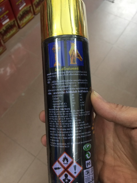 Bình xịt xi vàng Bosny 182