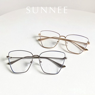 Gọng kính nữ thời trang Sunnee Studio, thiết kế mắt kính sang chảnh dễ đeo phù hợp với nhiều khuân mặt