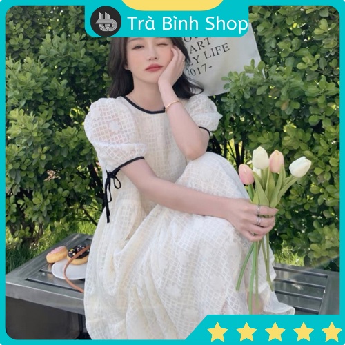 Váy babydoll midi trắng tầng caro hoa nổi viền cổ đen thắt nơ tay, đầm form rộng dáng dài bầu bí bon chen thoải mái
