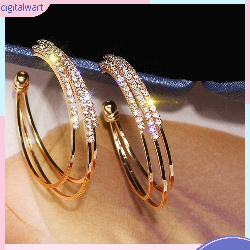 Hoa tai dạng vòng thời trang dành cho nữ