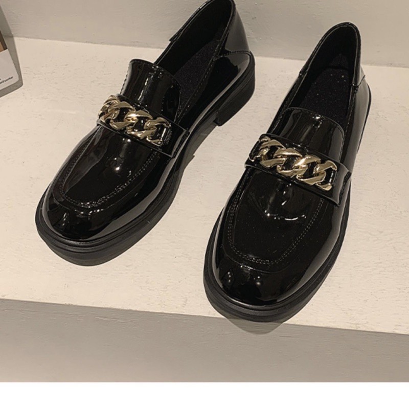 Giày lười nữ Ulzzang da mềm phối khoá mắt xích | BigBuy360 - bigbuy360.vn